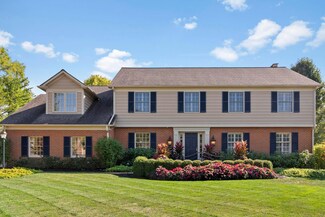 2441 Wenbury Rd, Columbus, OH 43220