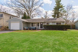 1777 Inchcliff Rd, Columbus, OH 43221