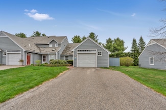 23 Winterberry Ct, Cumberland Center, ME 04021