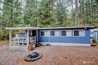 244 Schinn Canyon Ct, Deming, WA 98244