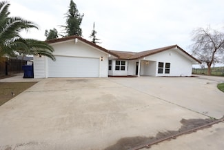146 Sierra Ave, Clovis, CA 93612