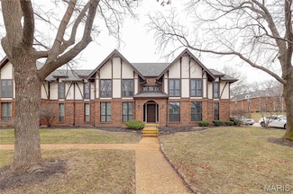 917 Claytonbrook Dr Unit 3, Ballwin, MO 63011