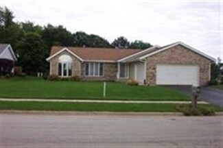 311 Shelden Dr, Winnebago, IL 61088