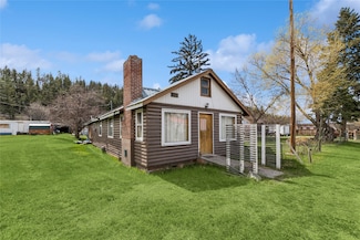 106 West Ave S, Eureka, MT 59917