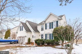 10704 Peterfield Ln, Glen Allen, VA 23059