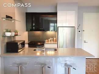 315 Gates Ave Unit 2I, Brooklyn, NY 11216