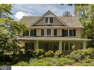 319 Orchard Way, Wayne, PA 19087