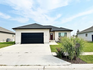 4112 12th St, Columbus, NE 68601