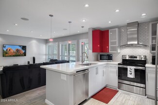 5201 N 24th St Unit 102, Phoenix, AZ 85016