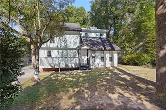 1596 Village Dr, Norcross, GA 30093