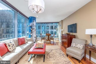 1414 S Penn Square Unit 18H, Philadelphia, PA 19102