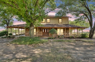 1105 E Highland Rd, Red Oak, TX 75154