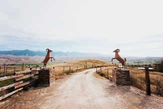 59 Savage Ranch Rd, Salmon, ID 83467