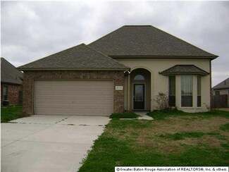 41136 Colonial Dr, Sorrento, LA 70778