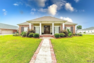 102 Woodburn Dr, Houma, LA 70364