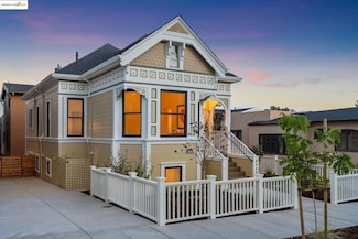 4440 Howe St, Oakland, CA 94611