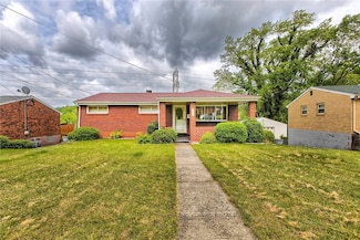 13749 Saint Clair Dr, Irwin, PA 15642