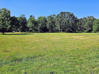 2727 E Theran Ave E, Springfield, MO 65803