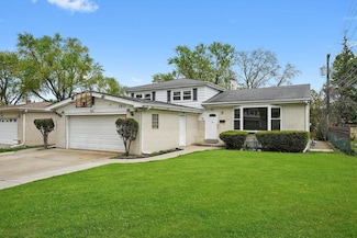 1933 Birch St, Des Plaines, IL 60018
