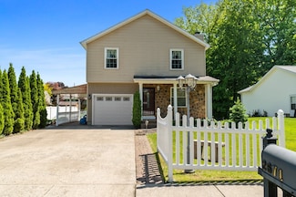 2671 E 33rd St, Erie, PA 16510