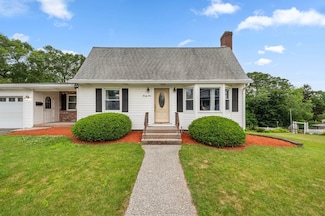 29 Carroll St, Auburn, MA 01501