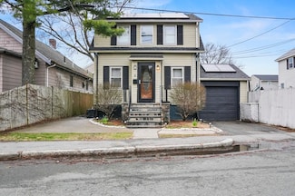 8 Hayes Ave, Revere, MA 02151