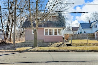 1709 S Jackson St, Jackson, MI 49203