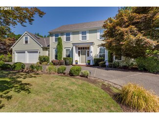 8707 SW Homewood St, Portland, OR 97225