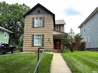 2117 Hampshire St, Quincy, IL 62301
