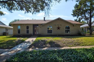 3106 Gayle Dr, Garland, TX 75044