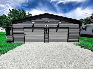 6 Foothills Trail, Linn Valley, KS 66040