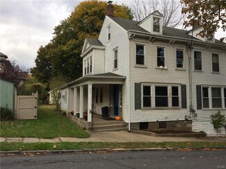 219 High St, Easton, PA 18042