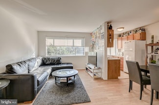 630 11th St NE Unit 302, Washington, DC 20002