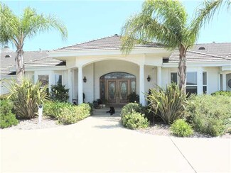 1306 Tracey Ln, El Cajon, CA 92021
