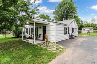168 Hunterstown Hampton Rd Unit 2, Gettysburg, PA 17325