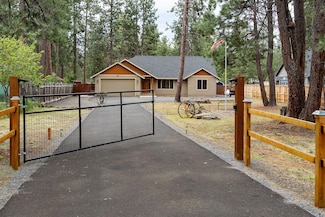 19053 Pumice Butte Rd, Bend, OR 97702