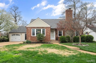 36 Villawood Ln, Saint Louis, MO 63119