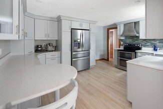 38 Colasanti Rd, North Weymouth, MA 02191