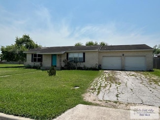 202 E 6th St, Los Fresnos, TX 78566
