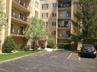 6430 W Belle Plaine Ave Unit 403, Chicago, IL 60634