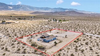 9125 Visalia Ave, Lucerne Valley, CA 92356