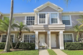 729 Kensington Lake Cir, Brandon, FL 33511