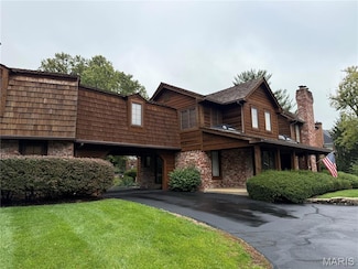 12009 Tindall Dr, Saint Louis, MO 63131