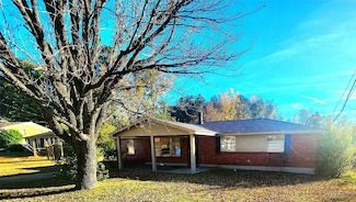 102 White Oak Dr, Prattville, AL 36067