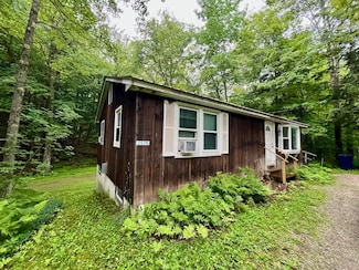 2579 Vermont Route 100, Plymouth, VT 05056