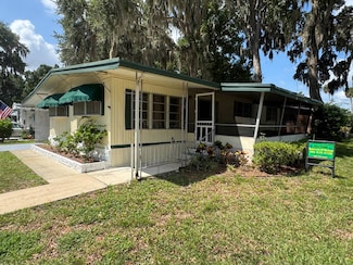 1 Coachmans Ct, Daytona Beach, FL 32119