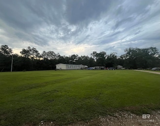 24600 Lazy Ln, Elberta, AL 36530
