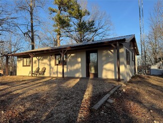 12 Rose Ln, Williamsville, MO 63967