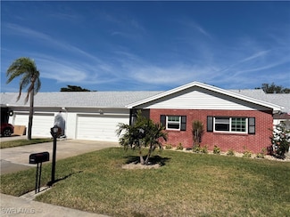 1515 Edgewater Cir Unit 52, Fort Myers, FL 33919