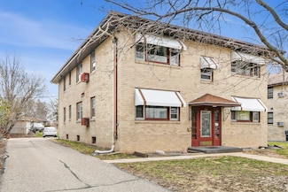 705 Pinecrest Dr, Madison, WI 53714
